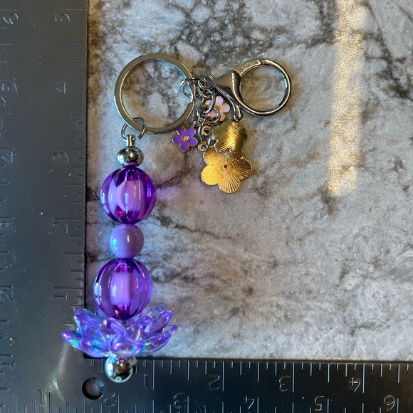 Purple Beaded Keychain with Lotus Charm - Picture 4 of 4